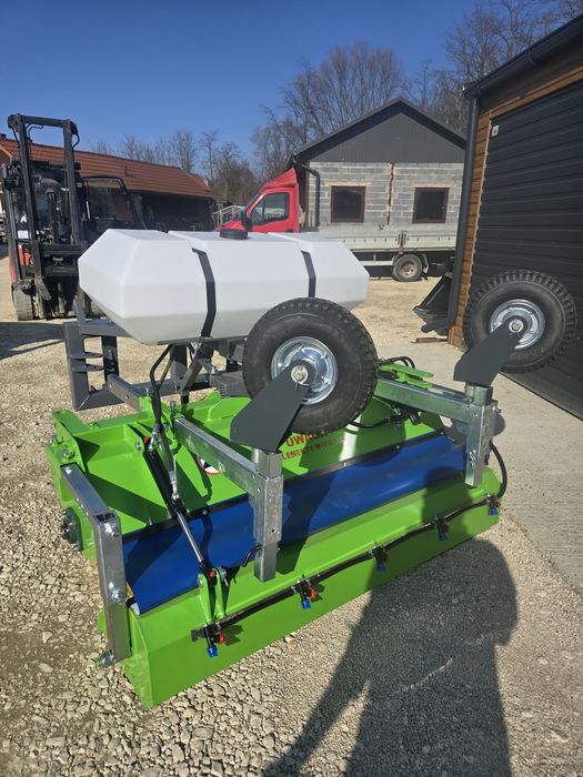 Polskie częsci - szczotka  fi 600mm 1.6m ze zbiornikiem na wode