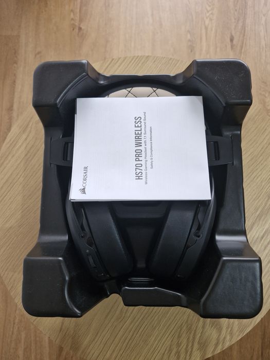 Headset Corsair HS70 Pro Wireless