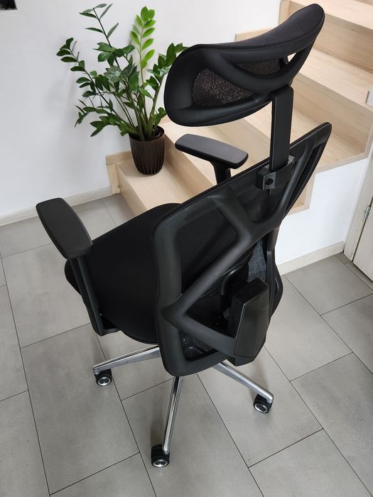 Fotel biurowy ergonomiczny  regulowany
