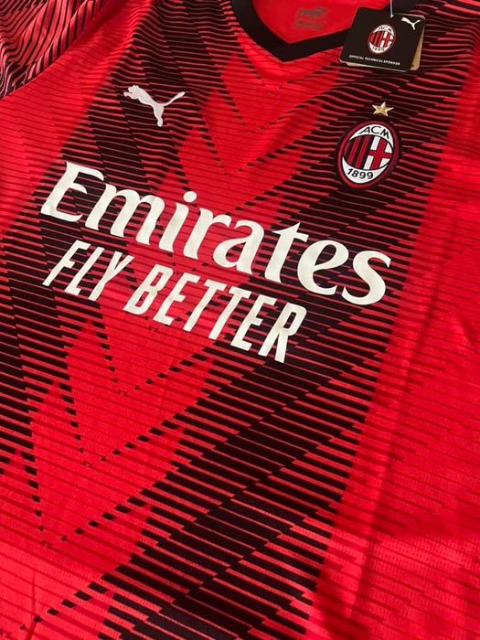 Equipamento AC MILAN 2023/2024