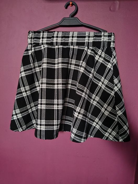 Piękna spódniczka w kratkę rozmiar XS