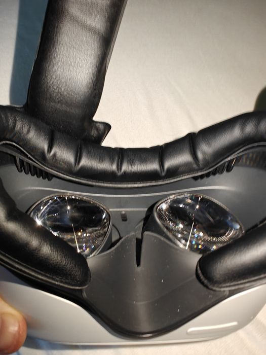 Gogle VR Oculus Meta quest 2, 64 GB, zestaw, zadbane