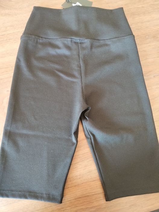 Legginsy w prążek/kolarki/getry