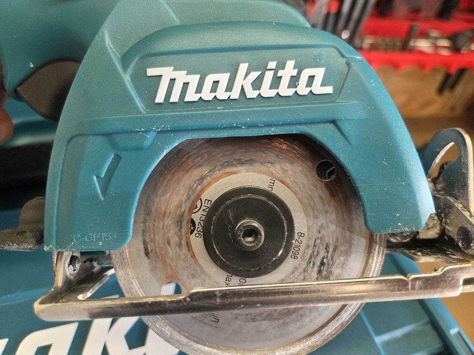 Przecinarka diamentowa Makita CC301DSMJ CXT 12V