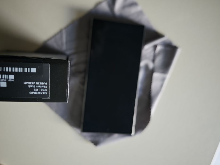 Samsung Galaxy S24 Ultra, 12Gb,  1Tb