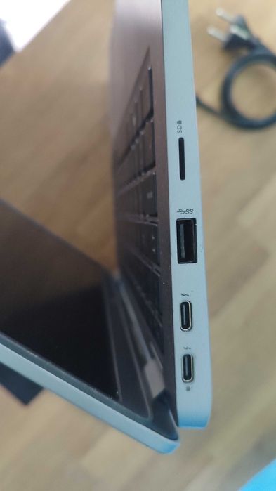 Portátil Dell Latitude 5320 i7 512Gb