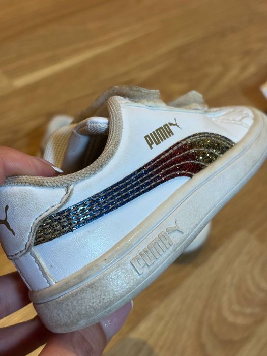 Дитяче взуття на дівчинку