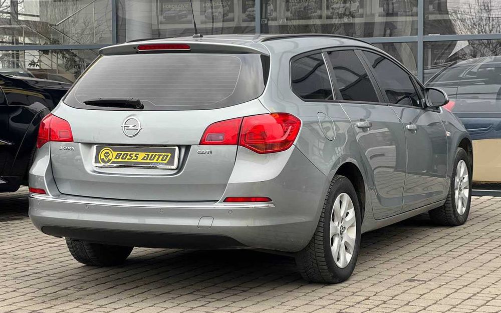 Opel Astra J 2015