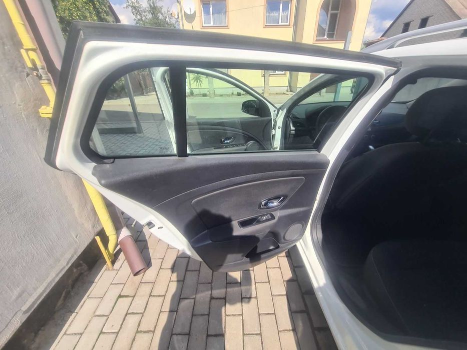 Продається автомобіль Renault Megane