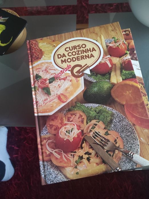 Livros "Curso da Cozinha Moderna"