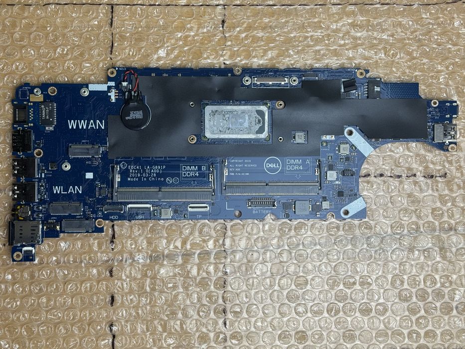 Материнські плати i5-8365U, i7-8665U Dell Latitude 5400