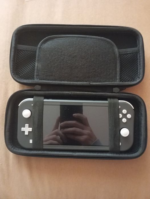 Nintendo Switch Lite z analogami Halla