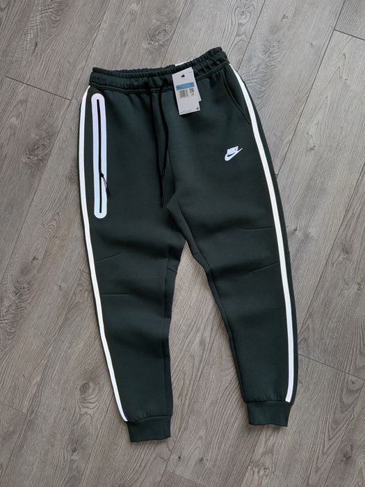 Штани Nike Tech Fleece Reflective 2026