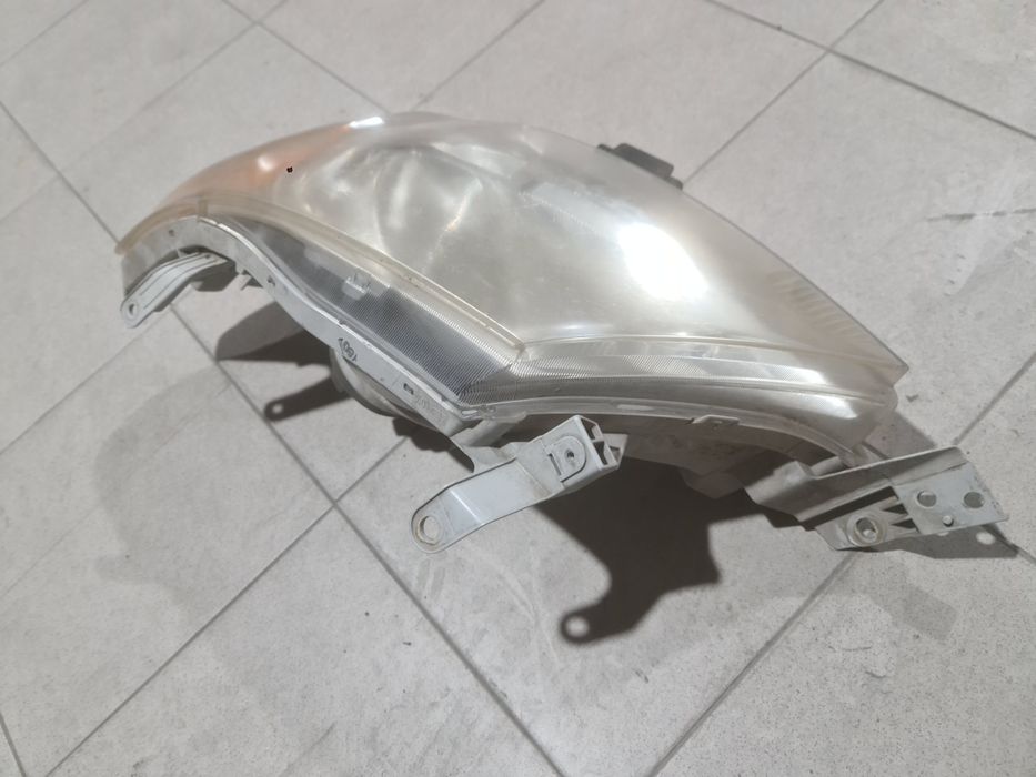 Farol toyota hyllux 2005 a 2011