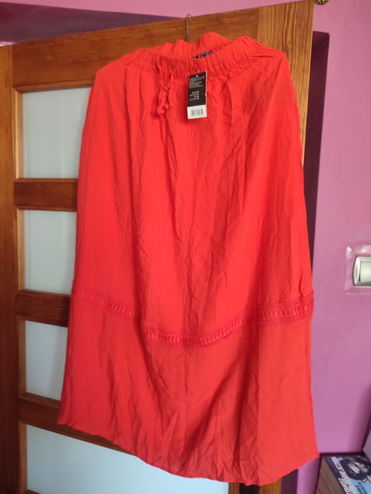 Nowa spódnica z wiskozy 42