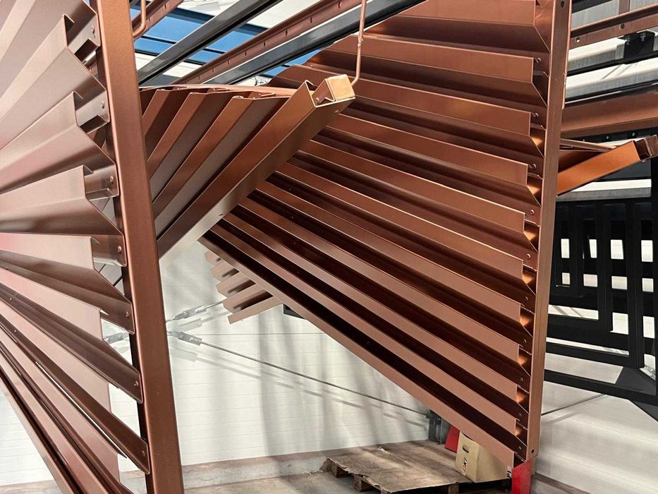 Ogrodzenie żaluzjowe z blachy zaginanej