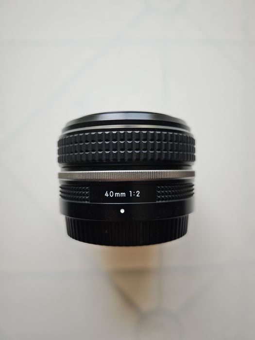 Lente Nikon Z 40mm F2 SE