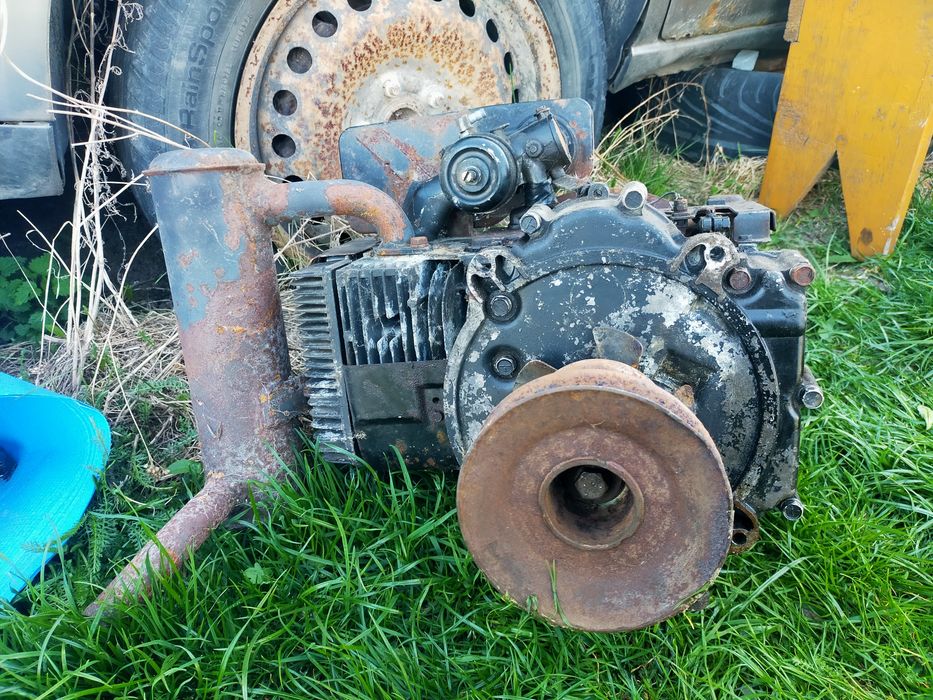 Silnik 12hp do remontu lub na części