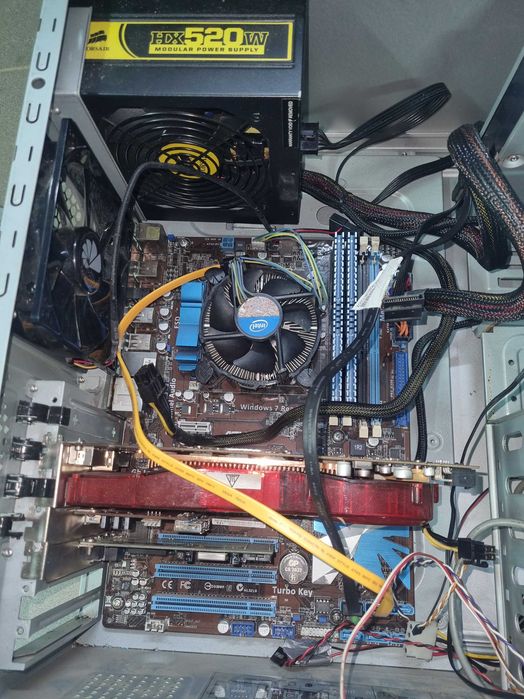 Komputer PENTIUM I5