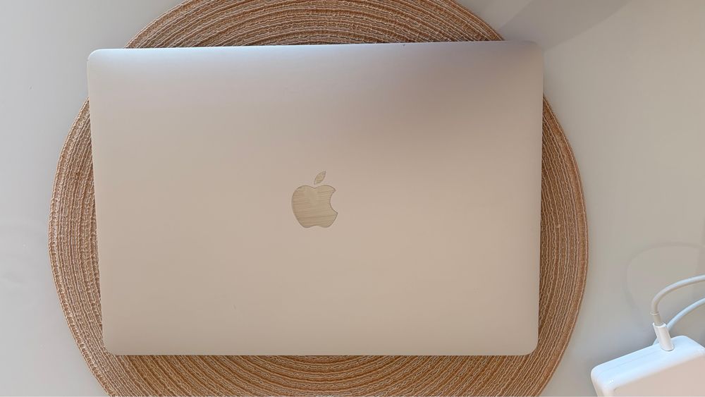 MacBook Air Retina 13-inch (2018)