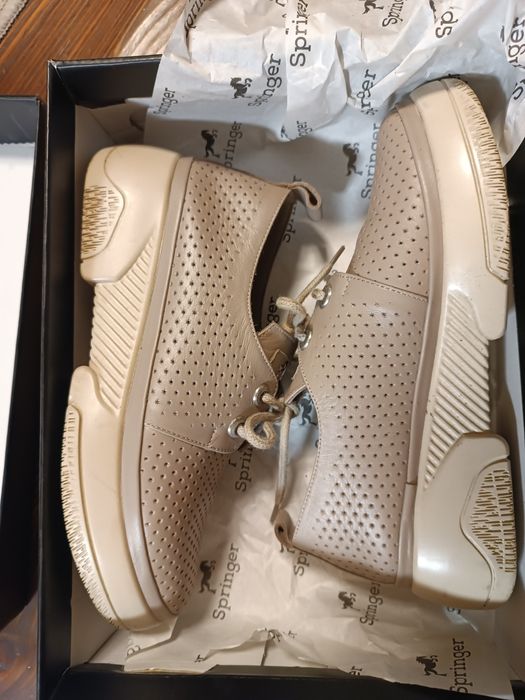 Шкіряне взуття на весну 36р.