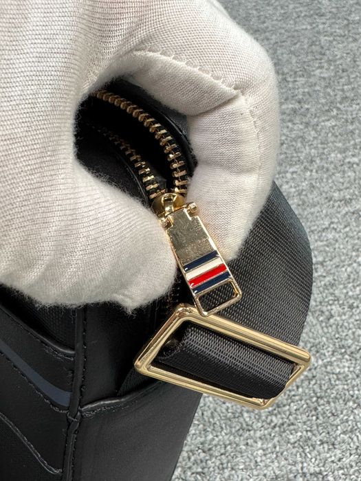 Мессенджер Tommy Hilfiger сумка томми хелфигер кросбоді томі хєлфігер