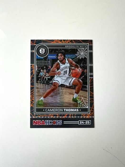 Karta NBA Cameron Thomas Panini Haunted Hoops Holo Webs Koszykówka