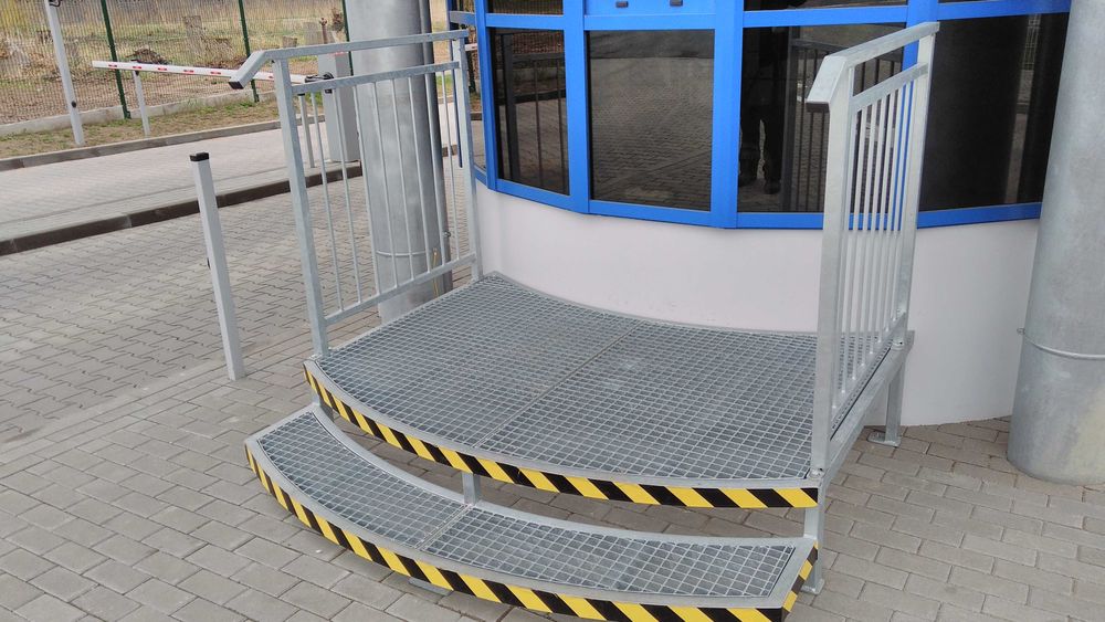 Gięcie blach/profili/rur, wypalanieCNC, cięcie gilotyną/piłą, obróbki