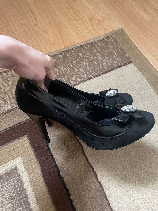 Туфли на каблуке замш 40 р