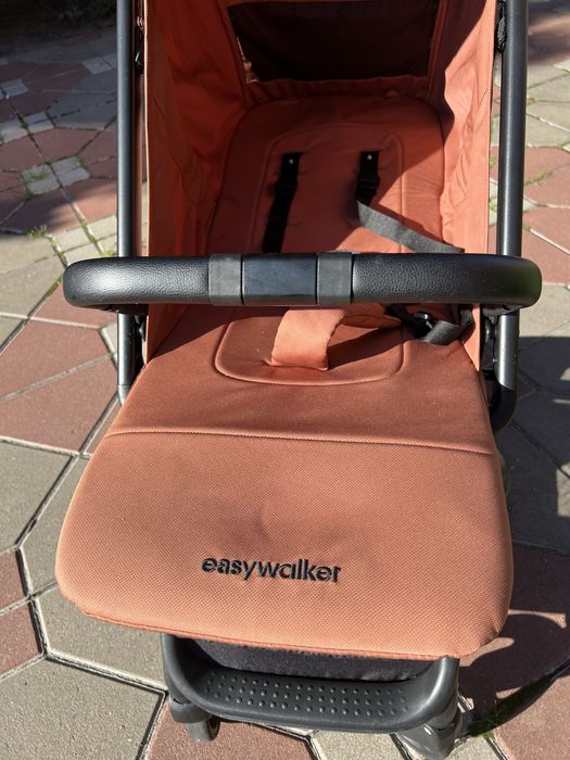 Прогулочная коляска easywalker miley2
