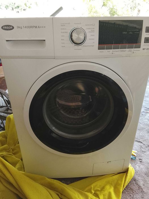 Máquina de Lavar Roupa Frisor 9kg 1400RPM A+++ – Como Nova!