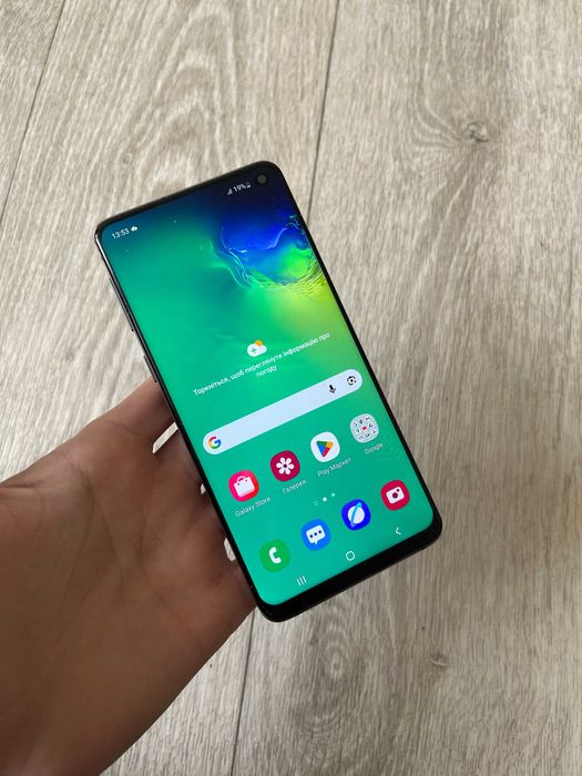Samsung s10 6\128gb