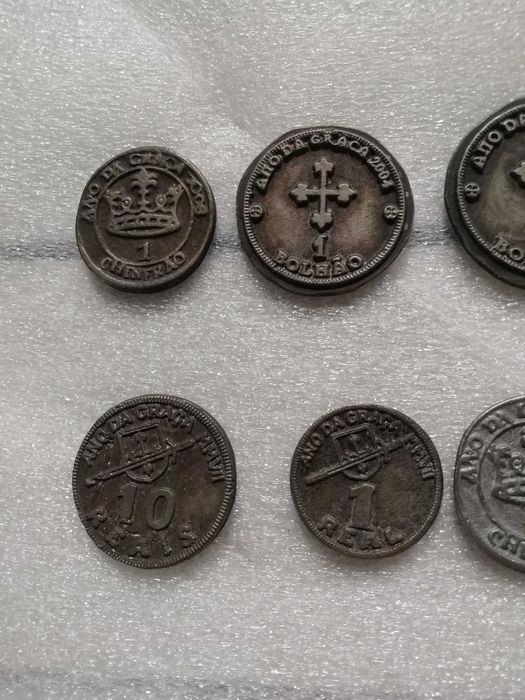 Moedas medievais do Castelo de Santa Maria da Feira
