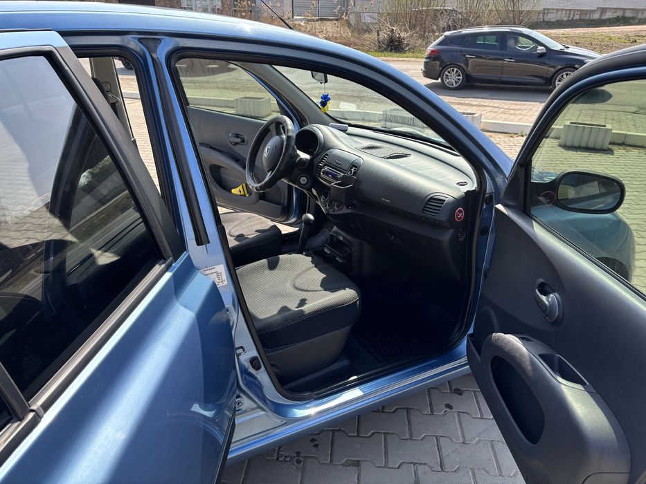 Nissan micra 2008 року 1,2 автомат