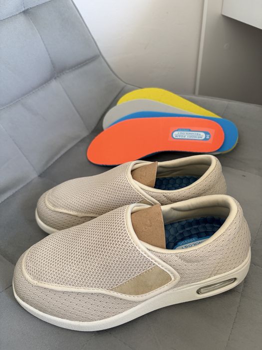 Nowe buty na rzepy ortopedyczne