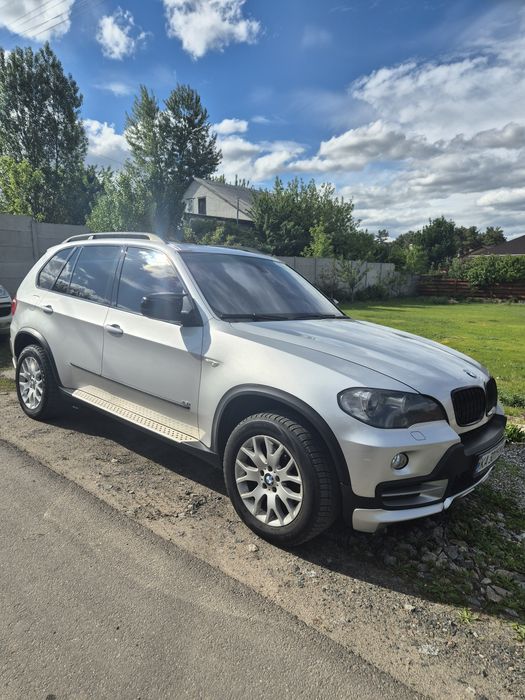 BMW X5 E70 4.8I aerokit