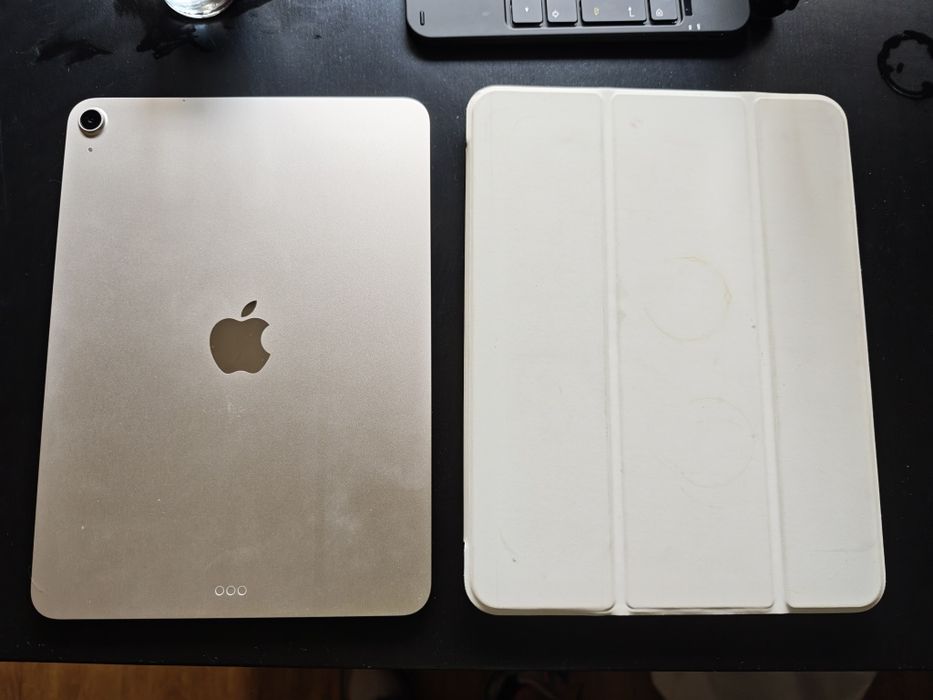 Troco/Vendo iPad Air 11 M3 128gb com película e capas!