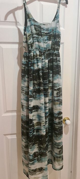 Sukienka na ramiaczkach M długa.