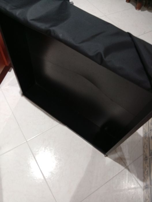 Dois gavetōes para debaixo da cama com protetor ( capa) preto do IKEA