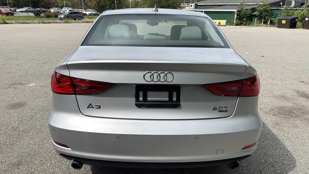 Audi A3      2015