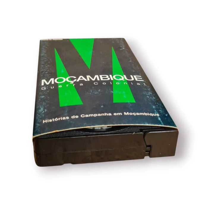 Cassete VHS – “Moçambique:Guerra Colonial”(Diário de Notícias/C.M.SOM)