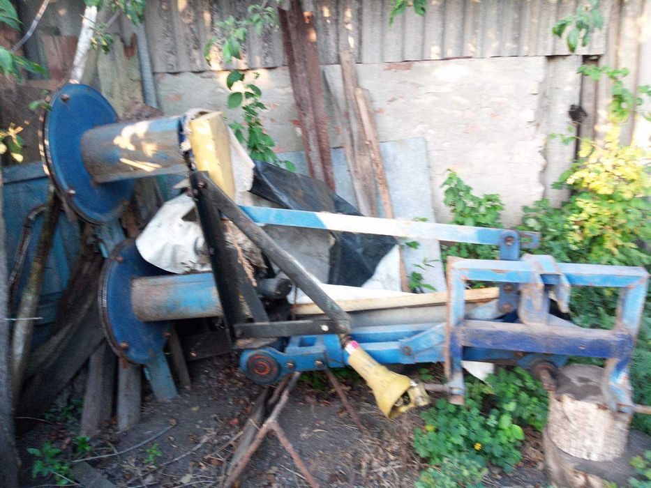 Продам роторну косарку до міні-трактора