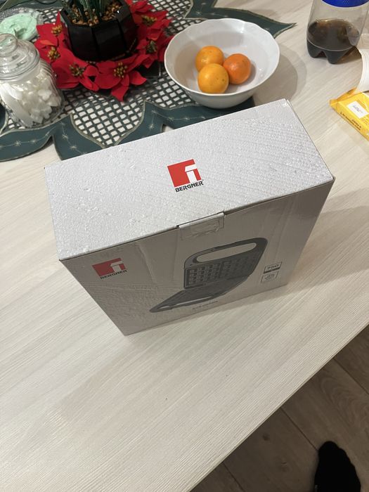 Gofrownica  Bergner 750W