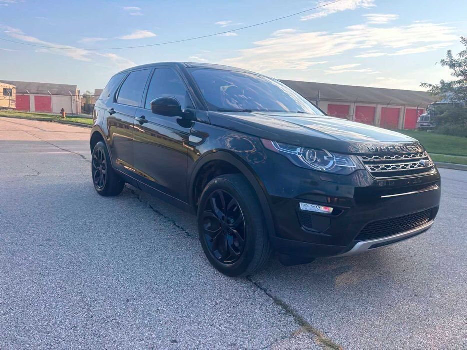 Land Rover Discovery      2017