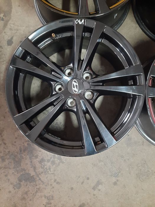 (041) Felgi 17" 5x114,3 ET 47 7j - Hyundai