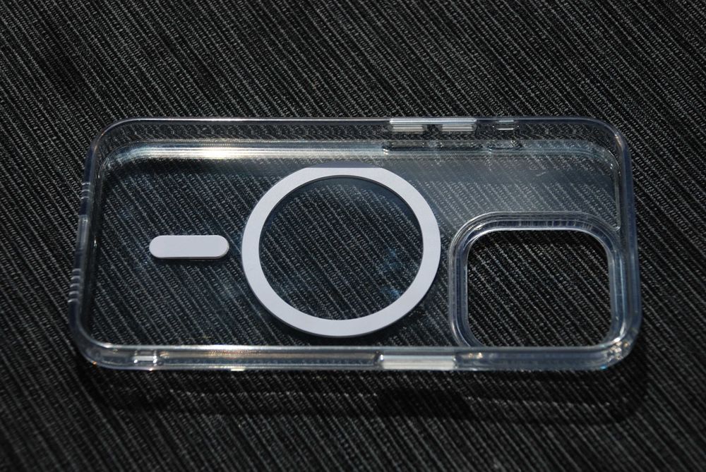 Etui MagSafe do iPhone’a 15 Apple