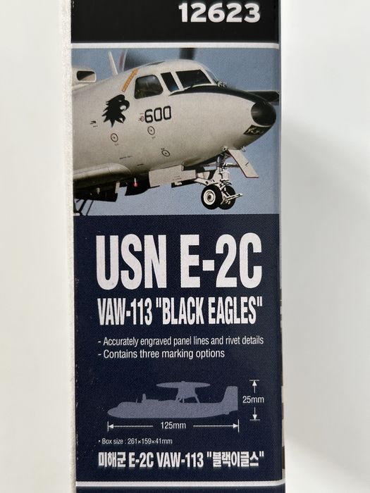 Samolot USN E-2C Vaw-113 Black Eagles model do sklejania Academy 12623