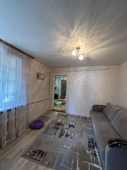 Продається півбудинку по вул. Гостинній