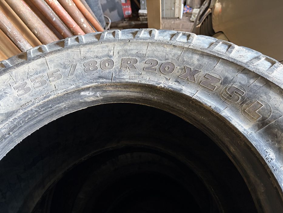 Peneus Michelin 335/80 R20