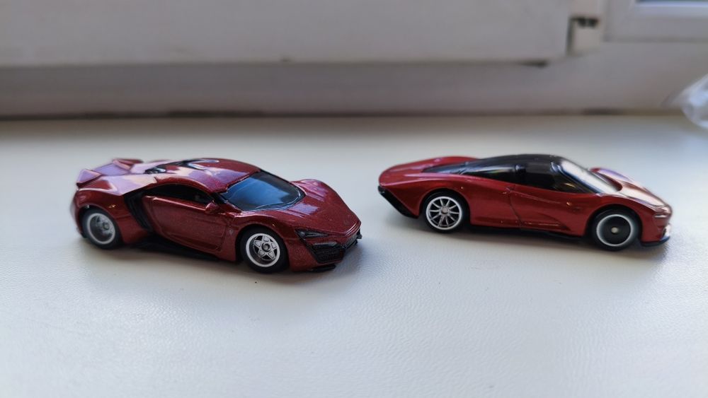 Hot Wheels premium Mini GT